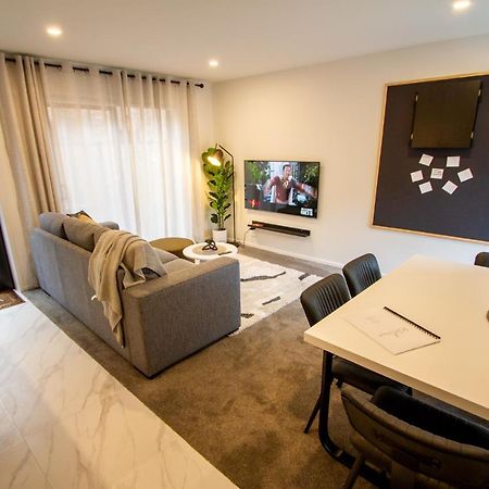 A Touch Of Luxury In Chch Cbd Apartment Christchurch Bagian luar foto
